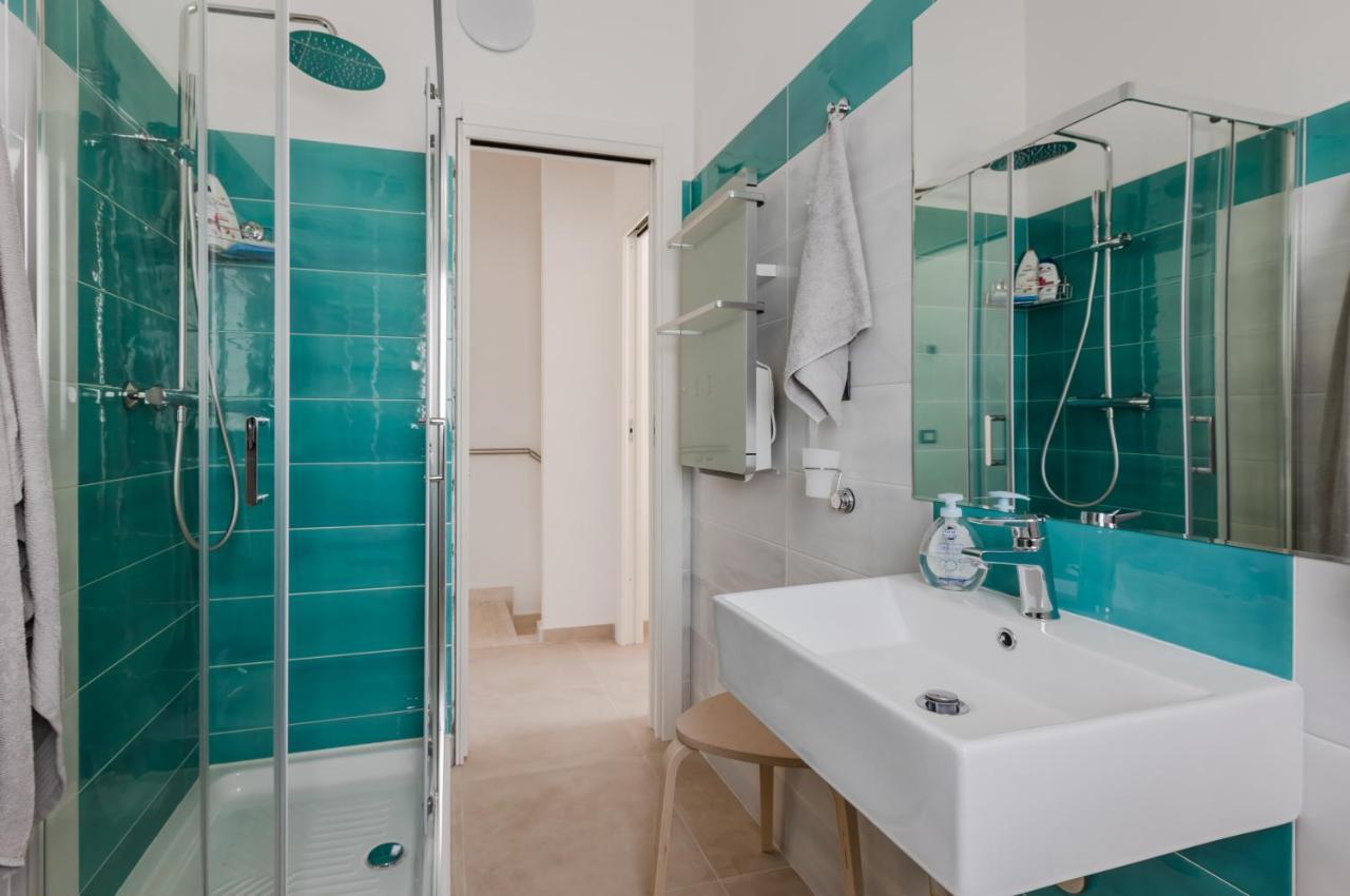 Pula Comfy Apartment W/ Private Parking 外观 照片