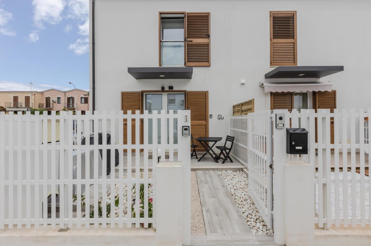 Pula Comfy Apartment W/ Private Parking 外观 照片